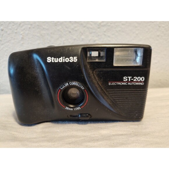 Studio 35 ST-200 Point & Shoot Reusable Camera w/Flash Black For Parts No Test - Picture 6 of 16